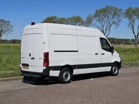 Mercedes-Benz Sprinter (2022) thumbnail 3