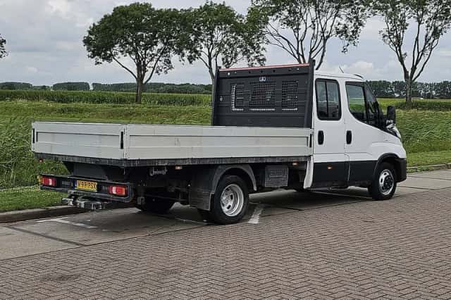 Iveco Daily (2024) thumbnail 3