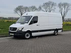 Mercedes-Benz Sprinter (2018) thumbnail 2