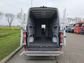 Mercedes-Benz Sprinter (2018) thumbnail 11
