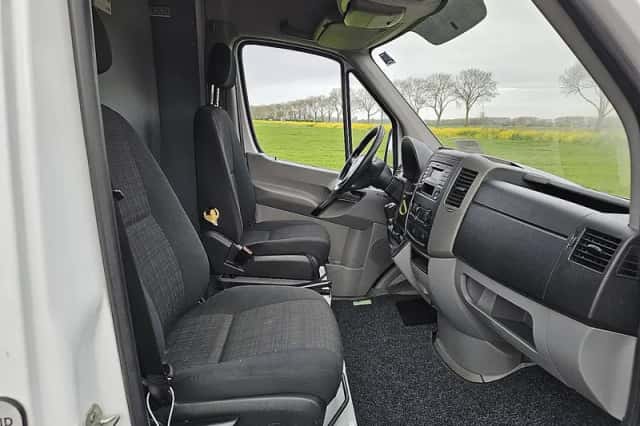 Mercedes-Benz Sprinter (2018) thumbnail 6