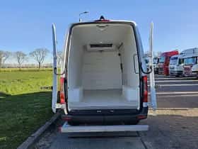 Mercedes-Benz Sprinter (2021) thumbnail 12