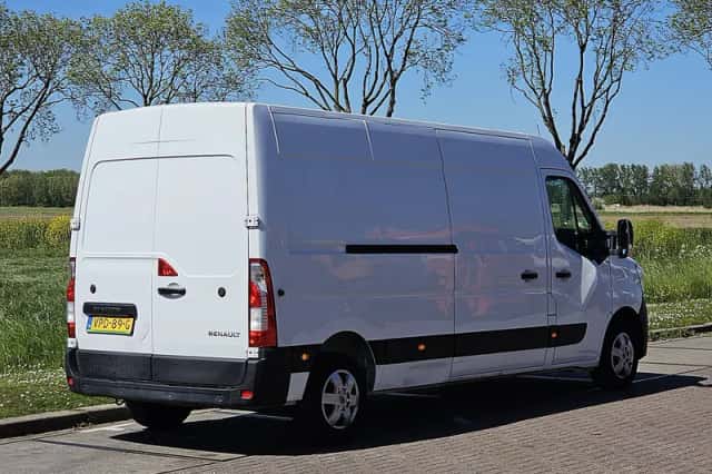 Renault Master (2022) thumbnail 3