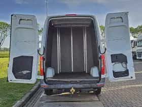 Mercedes-Benz Sprinter (2019) thumbnail 13