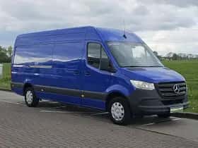 Mercedes-Benz Sprinter (2024) thumbnail 4