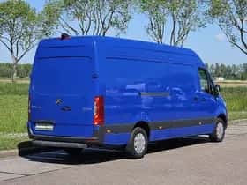 Mercedes-Benz Sprinter (2024) thumbnail 3