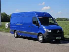 Mercedes-Benz Sprinter (2024) thumbnail 4