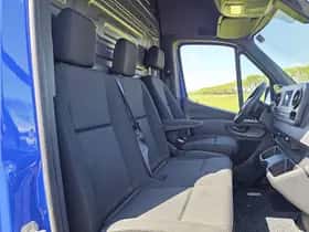 Mercedes-Benz Sprinter (2024) thumbnail 6