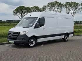 Mercedes-Benz Sprinter (2020) thumbnail 2