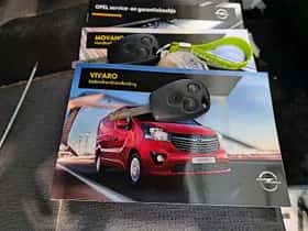 Opel Vivaro (2017) thumbnail 12