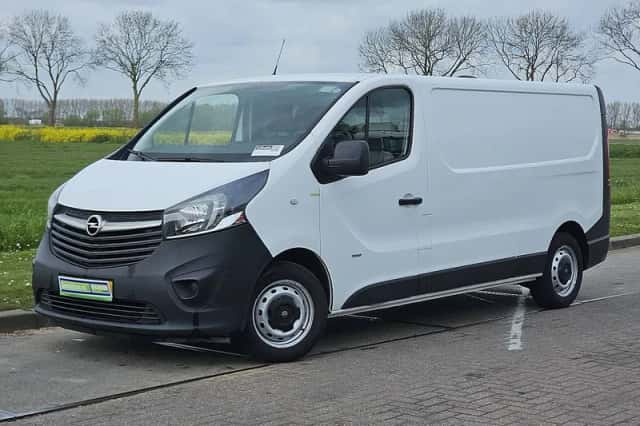 Opel Vivaro (2017) thumbnail 2