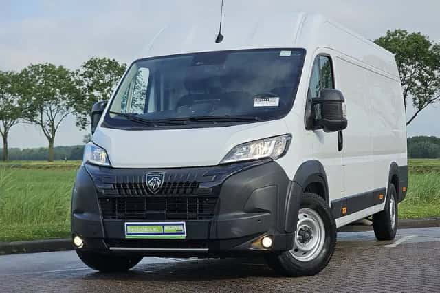Peugeot Boxer (2024) thumbnail 1