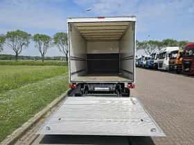 Mercedes-Benz Sprinter (2022) thumbnail 14