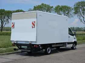 Mercedes-Benz Sprinter (2022) thumbnail 3