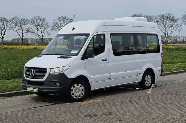 Mercedes-Benz Sprinter (2021) thumbnail 2