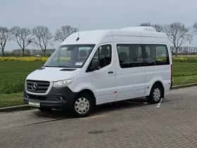 Mercedes-Benz Sprinter (2021) thumbnail 2