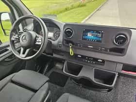 Mercedes-Benz Sprinter (2021) thumbnail 7