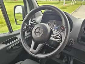 Mercedes-Benz Sprinter (2021) thumbnail 9