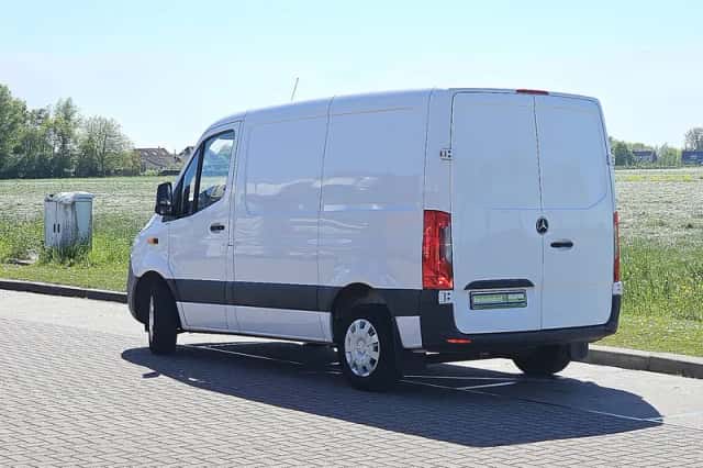 Mercedes-Benz Sprinter (2022) thumbnail 5