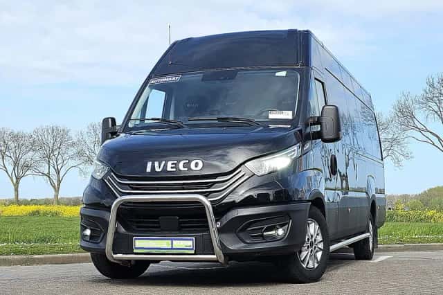 Iveco Daily (2022) thumbnail 1