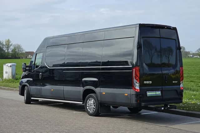 Iveco Daily (2022) thumbnail 5