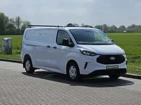 Ford Transit (2024) thumbnail 4