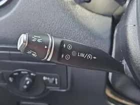 Mercedes-Benz Vito (2022) thumbnail 13