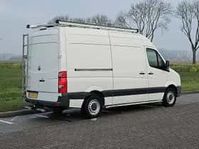 Volkswagen Crafter (2017) thumbnail 3
