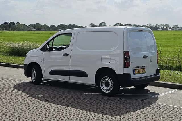 Opel Combo (2022) thumbnail 5