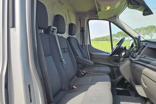 Ford Transit (2020) thumbnail 6
