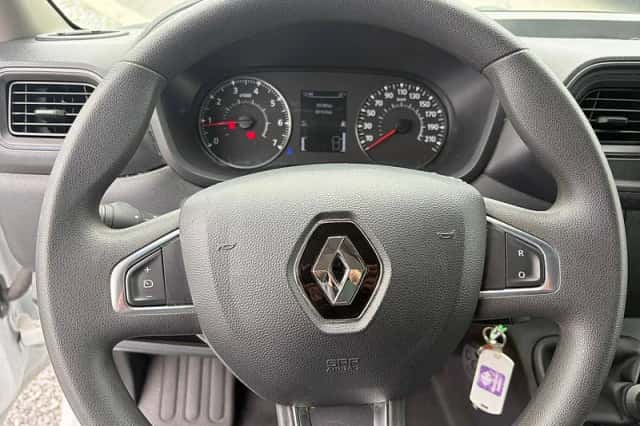 Renault Master (2023) thumbnail 6