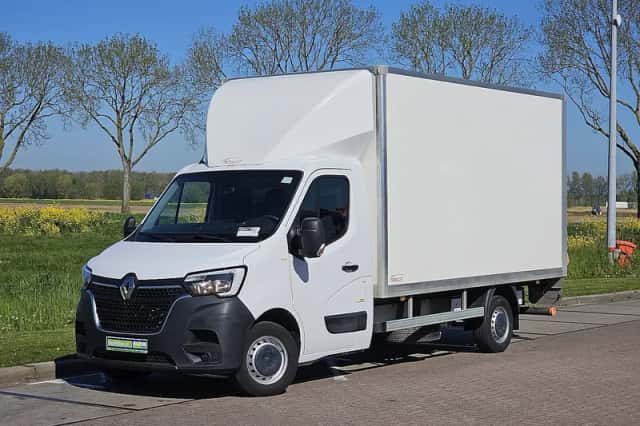 Renault Master (2024) thumbnail 2