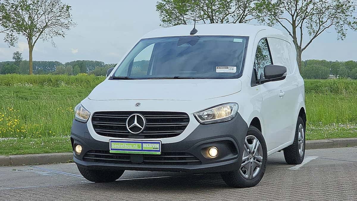 Mercedes-Benz Citan (2024) — foto 1