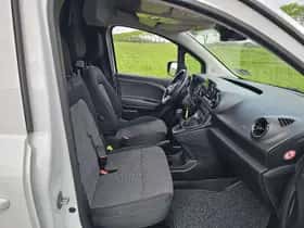 Mercedes-Benz Citan (2024) thumbnail 6
