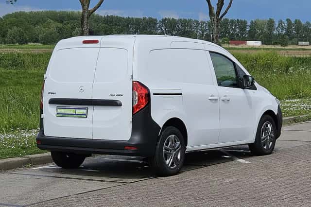 Mercedes-Benz Citan (2024) thumbnail 3