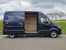 Mercedes-Benz Sprinter (2018) thumbnail 15