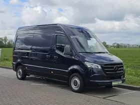 Mercedes-Benz Sprinter (2018) thumbnail 4