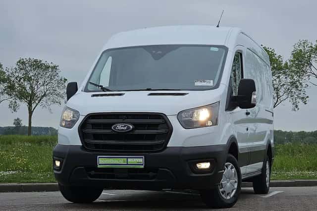 Ford Transit (2023) thumbnail 1