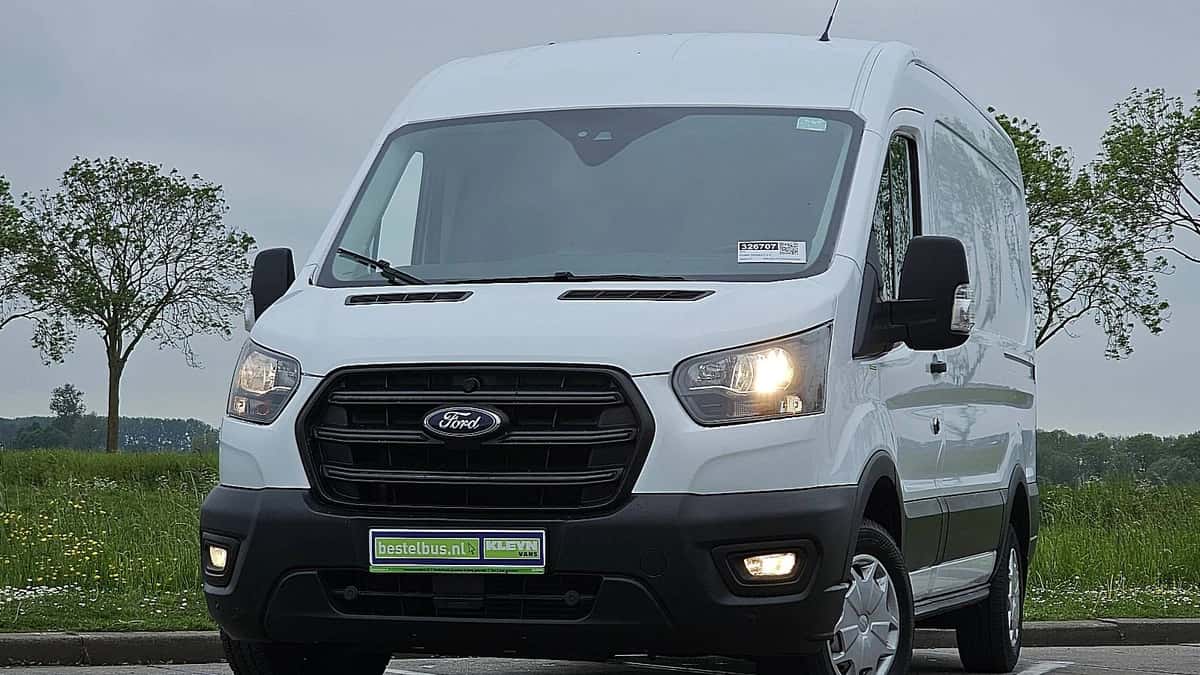 Ford Transit (2023) — foto 1