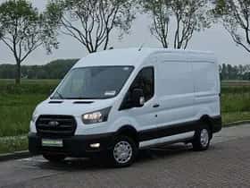 Ford Transit (2023) thumbnail 2