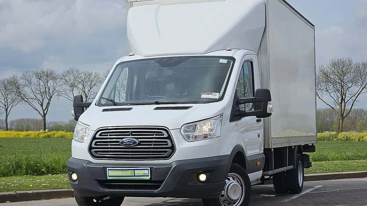 Ford Transit (2019) — foto 1