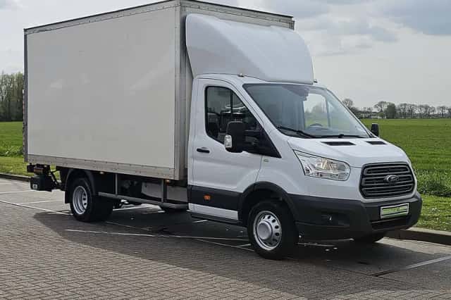 Ford Transit (2019) thumbnail 4