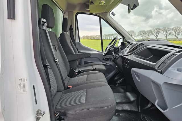 Ford Transit (2019) thumbnail 6
