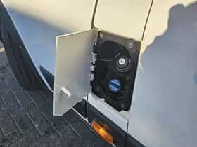 Peugeot Boxer (2018) thumbnail 18