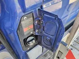 Volkswagen Crafter (2009) thumbnail 14