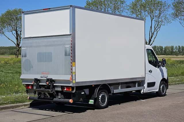 Renault Master (2024) thumbnail 3