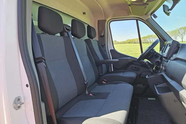Renault Master (2024) thumbnail 6