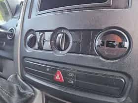 Mercedes-Benz Sprinter (2007) thumbnail 9