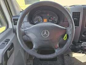 Mercedes-Benz Sprinter (2007) thumbnail 10