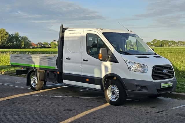 Ford Transit (2015) thumbnail 4